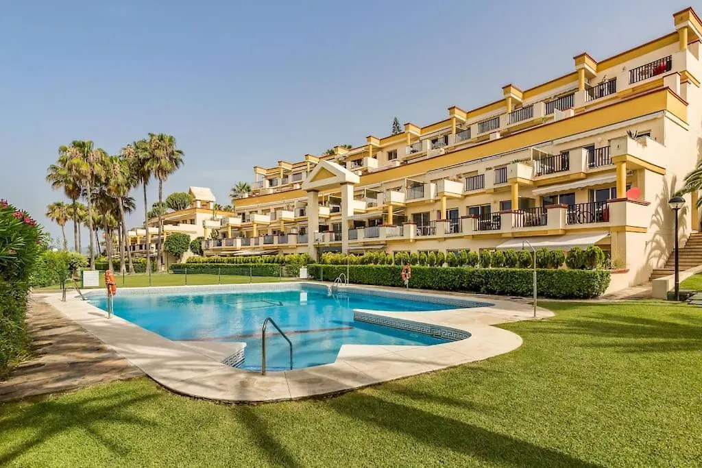 Oleholidays 715 Romana Playa Junto Al Mar Marbella Apartment